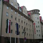 Leonardo Szálloda