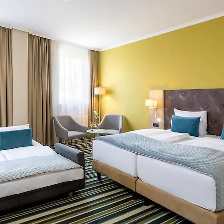 Leonardo Otel