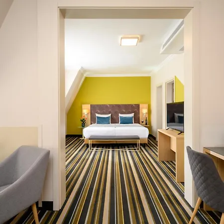 Leonardo Otel