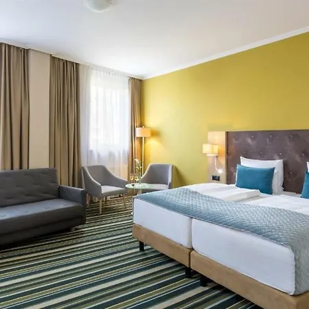 Leonardo Hotel 4*