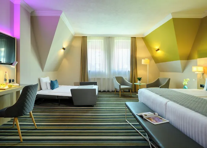 Leonardo Будапешт