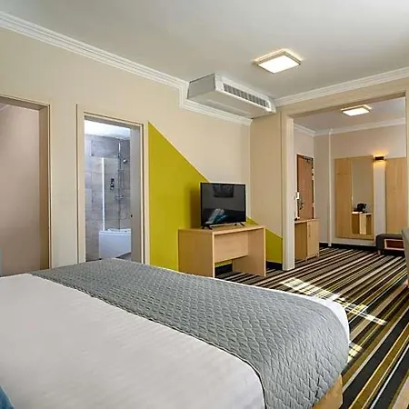 Leonardo Hotel