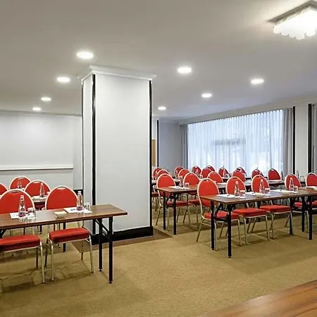 Hotel Leonardo 4*