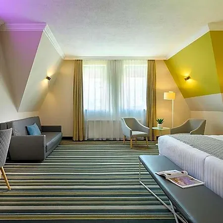Leonardo Hotel 4*