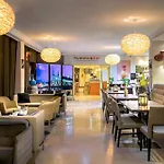 Hotel Leonardo